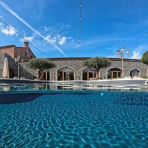Etna Quota Mille Boutique Hotel, Typical Sicilian Food & Wine Country house